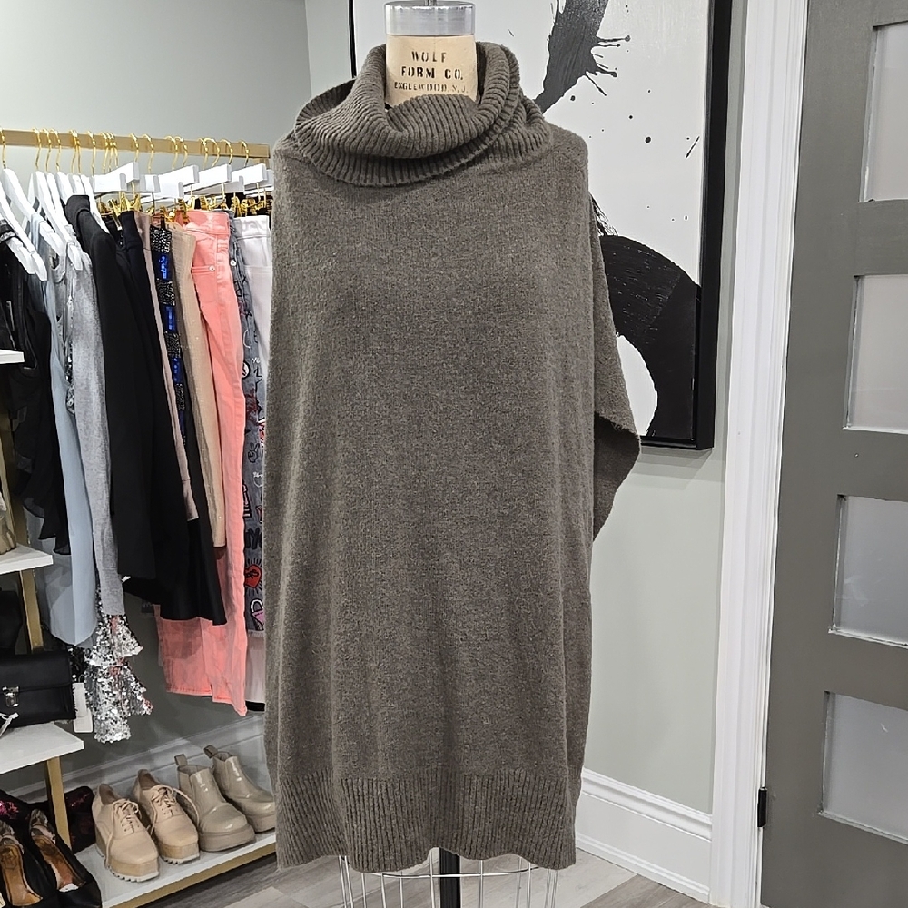 Cozy Green/grey Knit Poncho